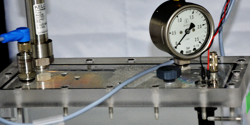 Pressure sensors measure changes at the tanks during earthquake simulations.