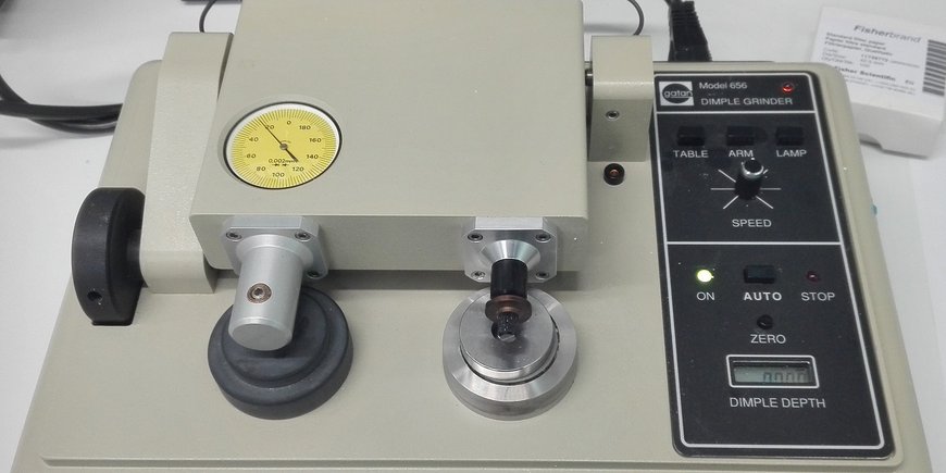 Gatan Model 656 Dimple Grinder